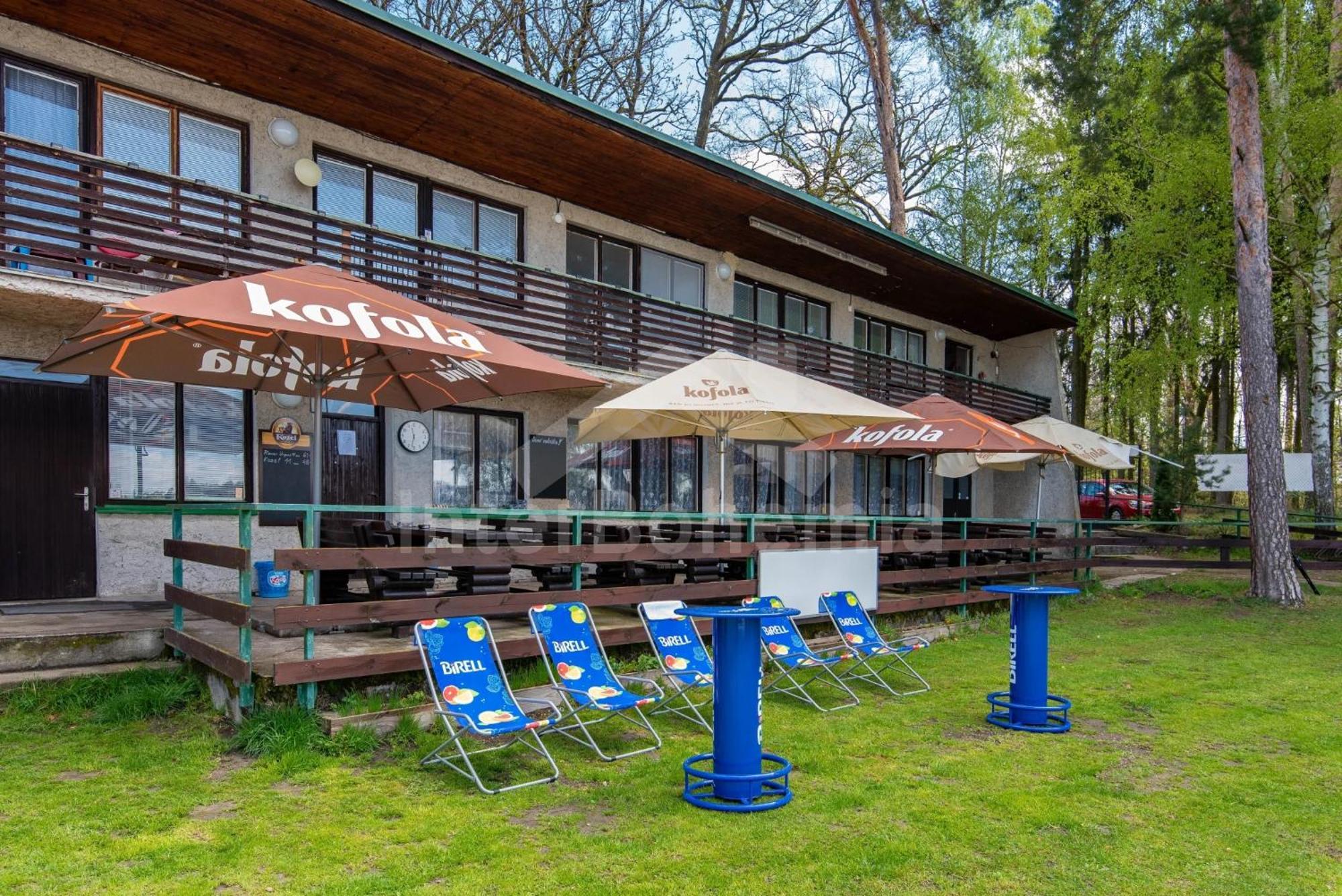 Hotel Yacht Club Bezdrev Hluboká nad Vltavou Exterior foto